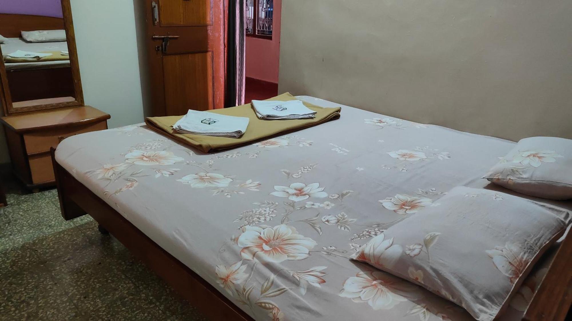 האמפי Rocky Guesthouse מראה חיצוני תמונה